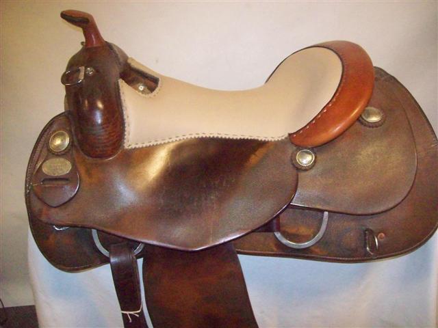Used Saddle:- Image Number:0